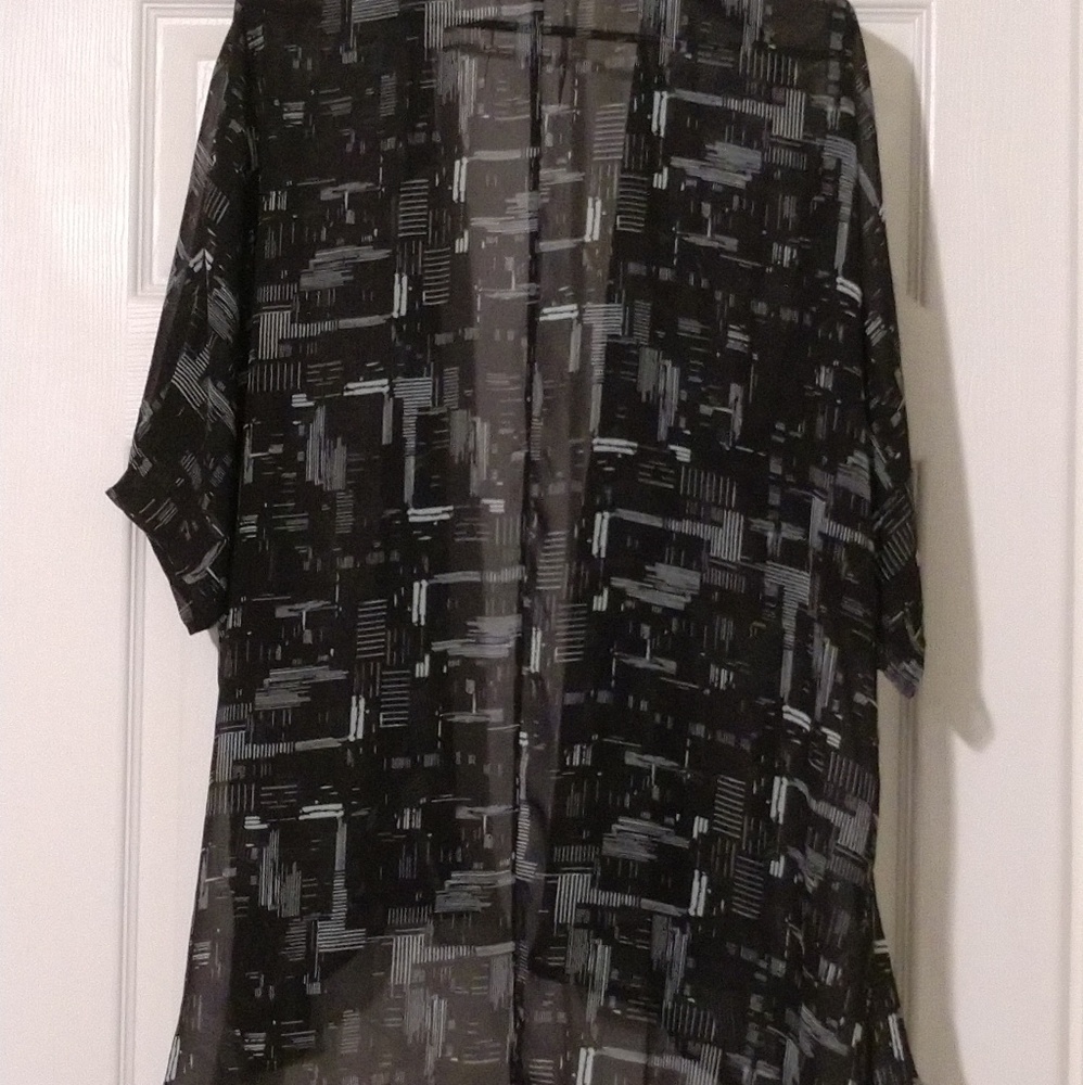 Lularoe lindsay